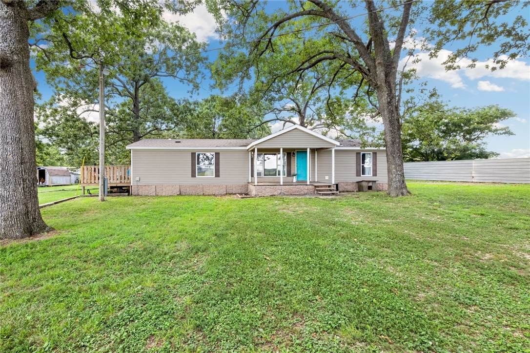 14399 Kings Lane - Photo 1