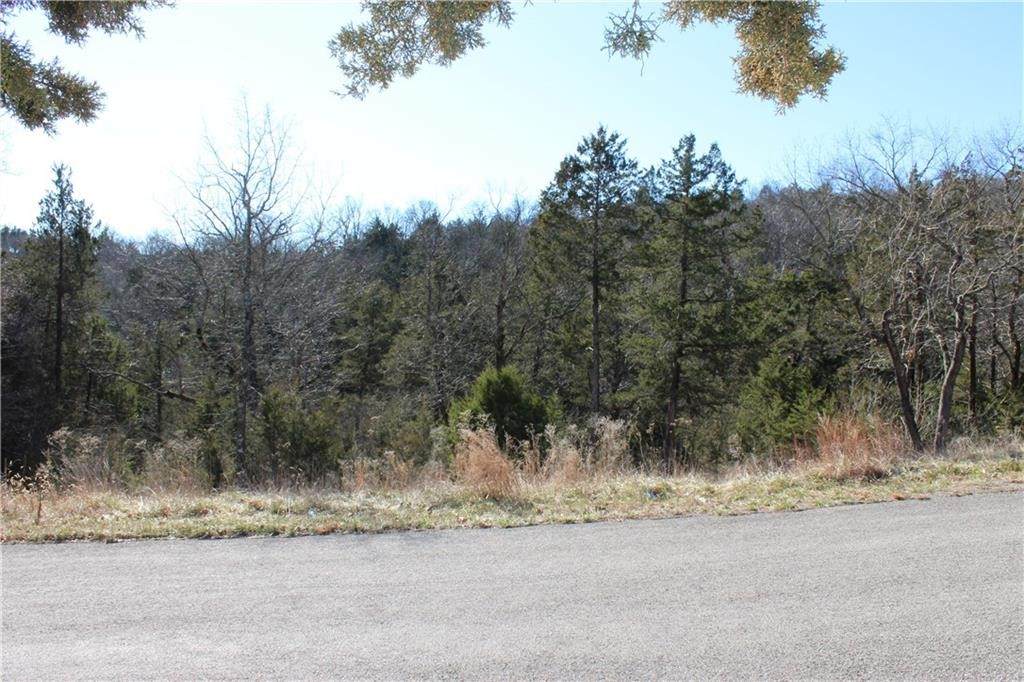 15 Deer Run Drive - Photo 1