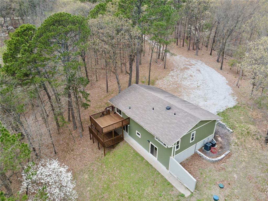144 Dogwood Circle - Photo 1