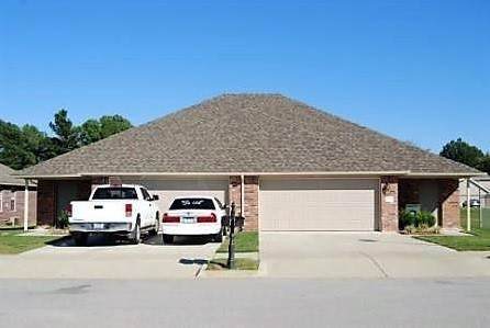 1554 Willowbrook Drive - Photo 1