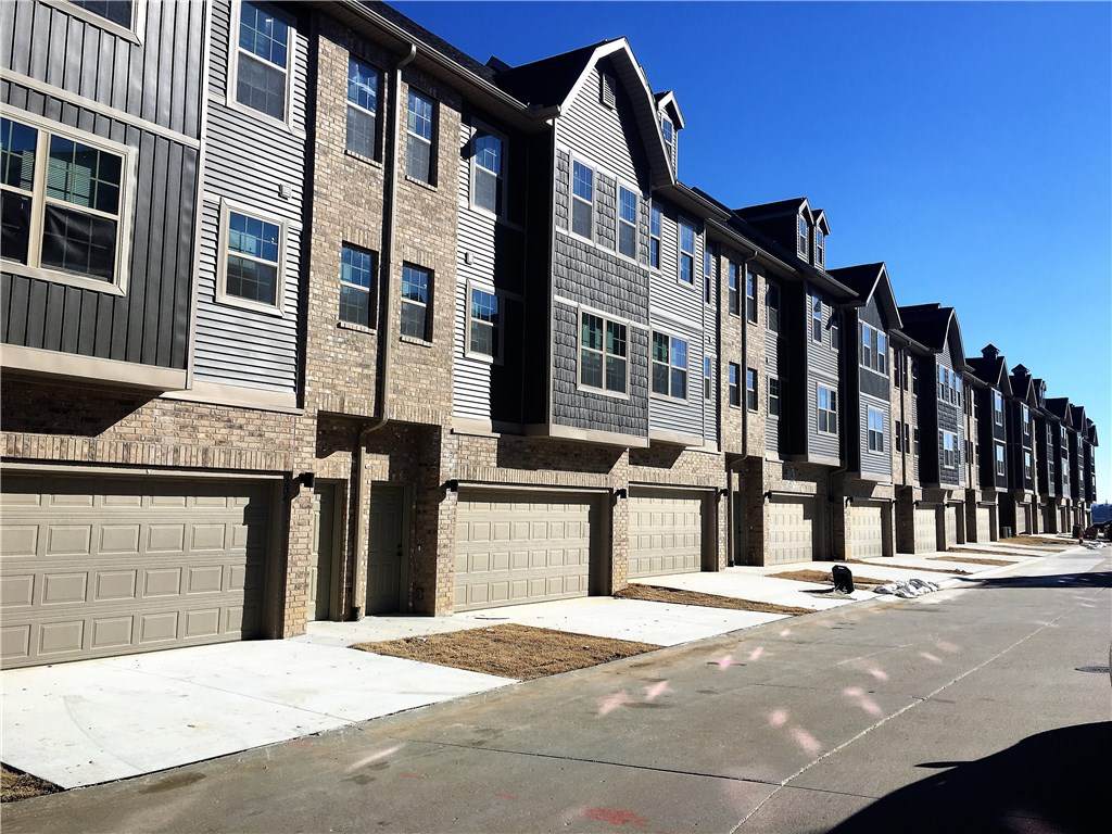 250 Slopeside Drive - Photo 1