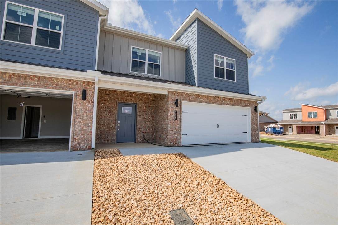 941 Seaborn Way - Photo 1