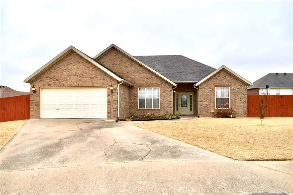 1101 Shiraz Drive - Photo 1