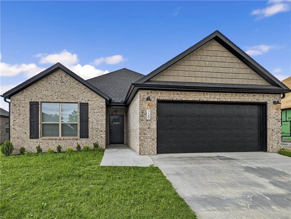 720 Marianne Street - Photo 1