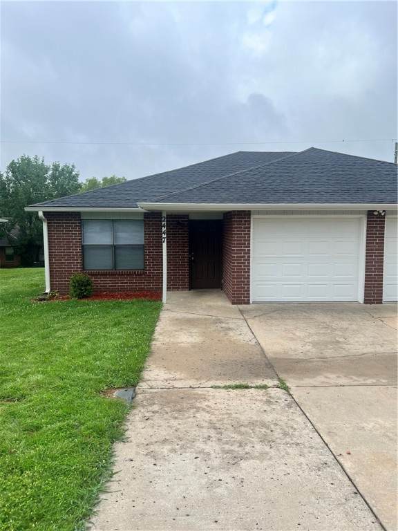 2447 Yvonne Drive - Photo 1