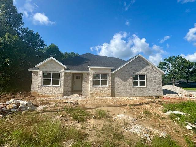 2 St Andrews Circle - Photo 1
