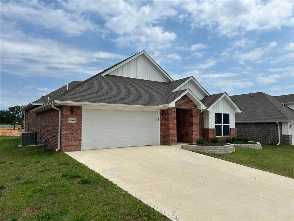 5360 Little Field Avenue - Photo 1