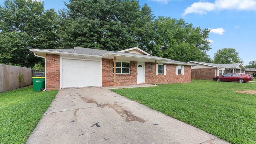 1006 Joye Street - Photo 1