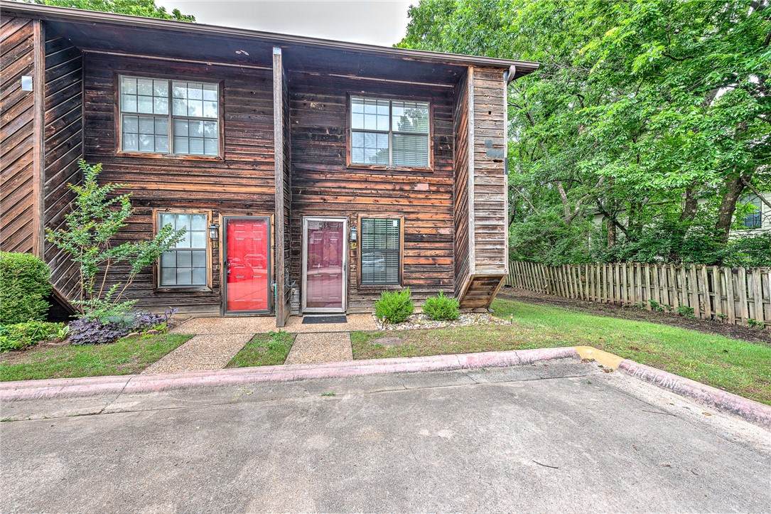 1376 Oakland Avenue - Photo 1