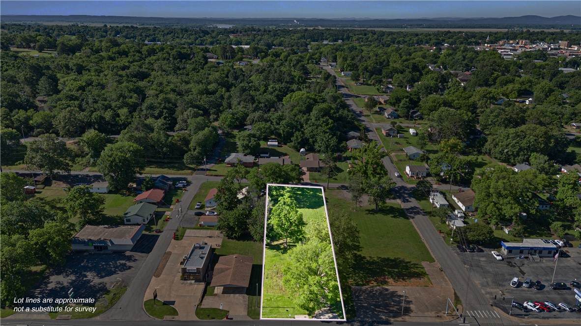 604 Harding Street - Photo 1