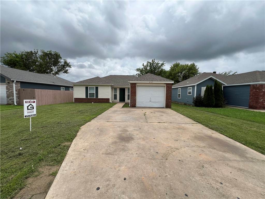 609 Marigold Street - Photo 1