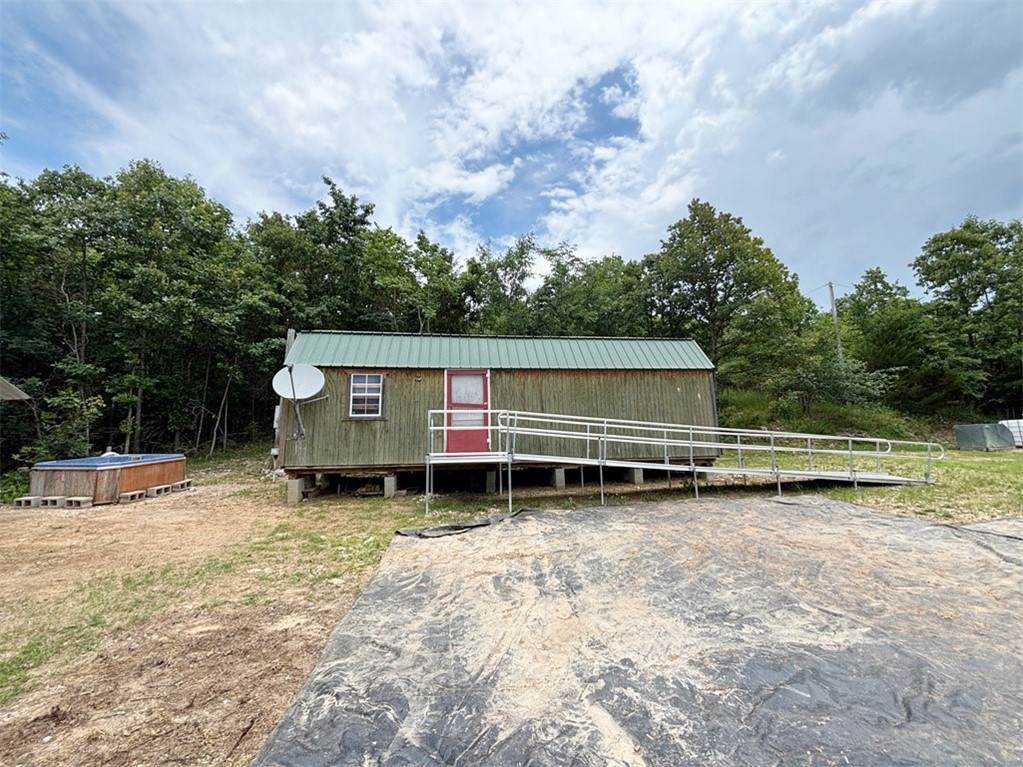 229 Sassafras Lane - Photo 1