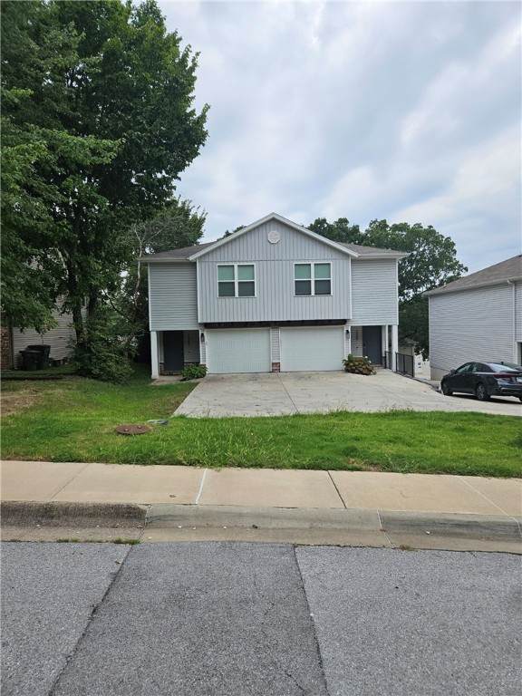 2489 Brophy Avenue - Photo 1