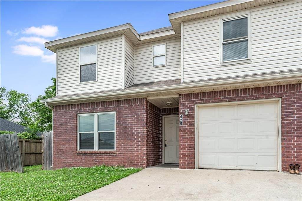 3005 E Street - Photo 1