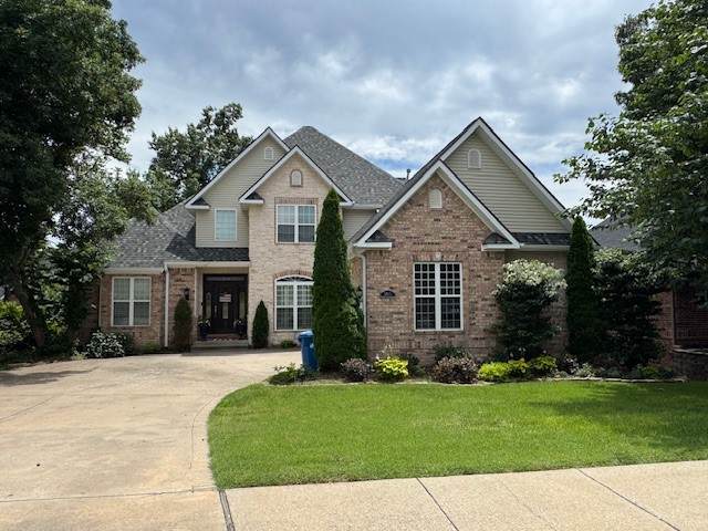 3906 Cadbury Avenue - Photo 1