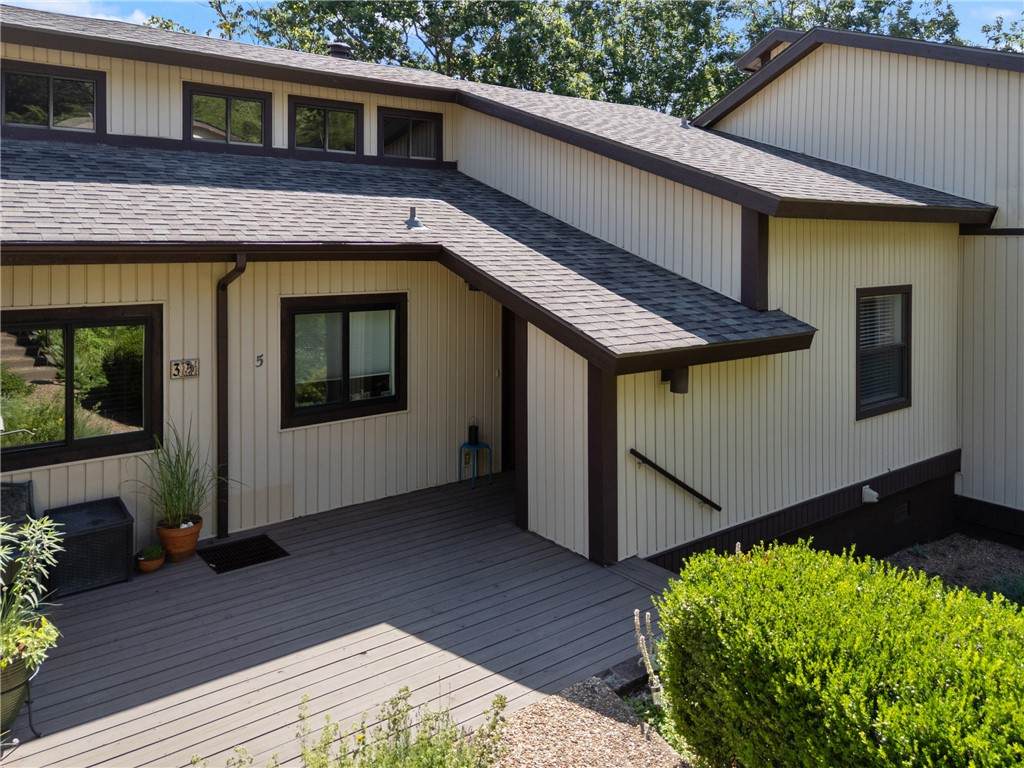 5 White Oak Lane - Photo 1