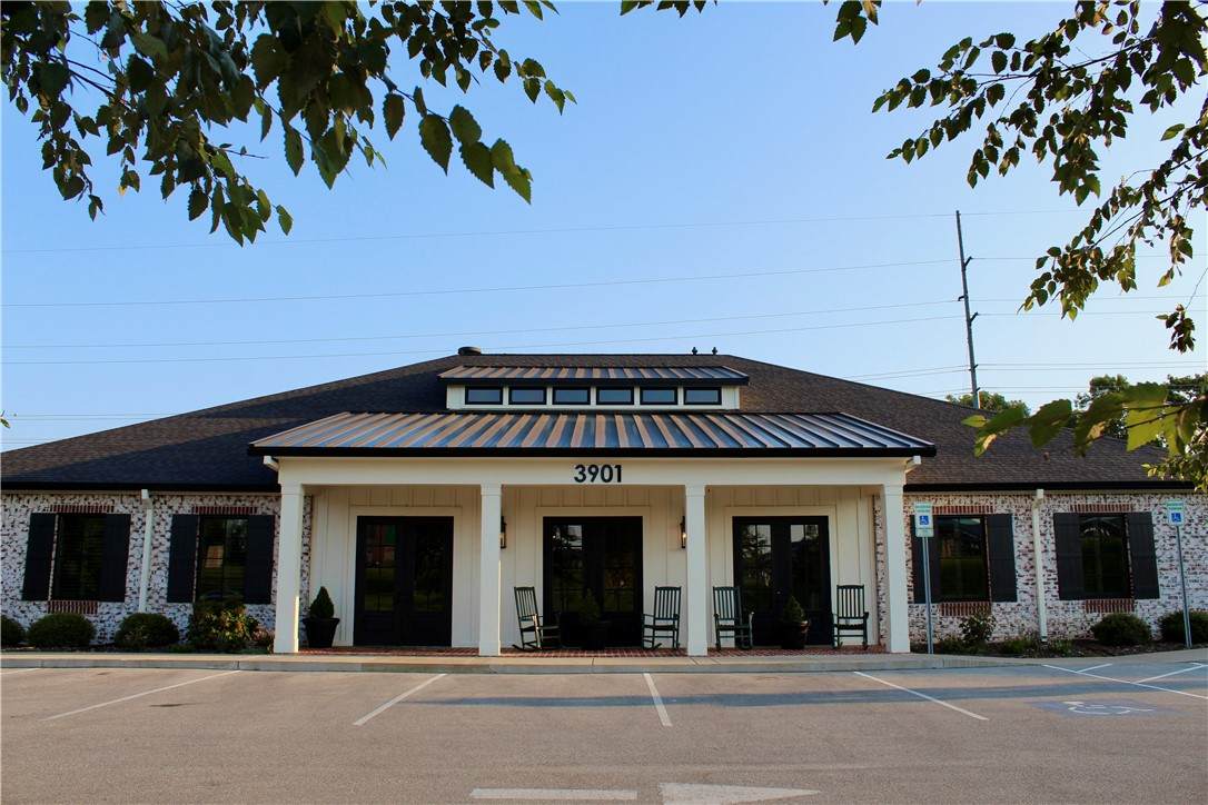 3901 Financial Parkway - Photo 1