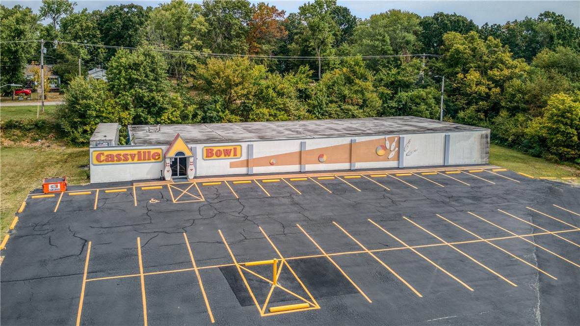 1813 Main Street - Photo 1
