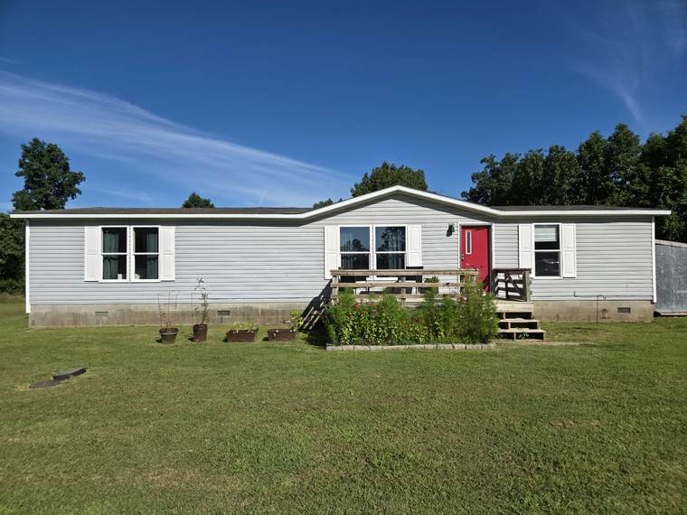 442 Madison 8359 - Photo 1