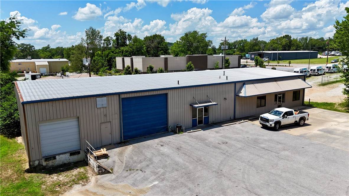 4416 Donna Street - Photo 1