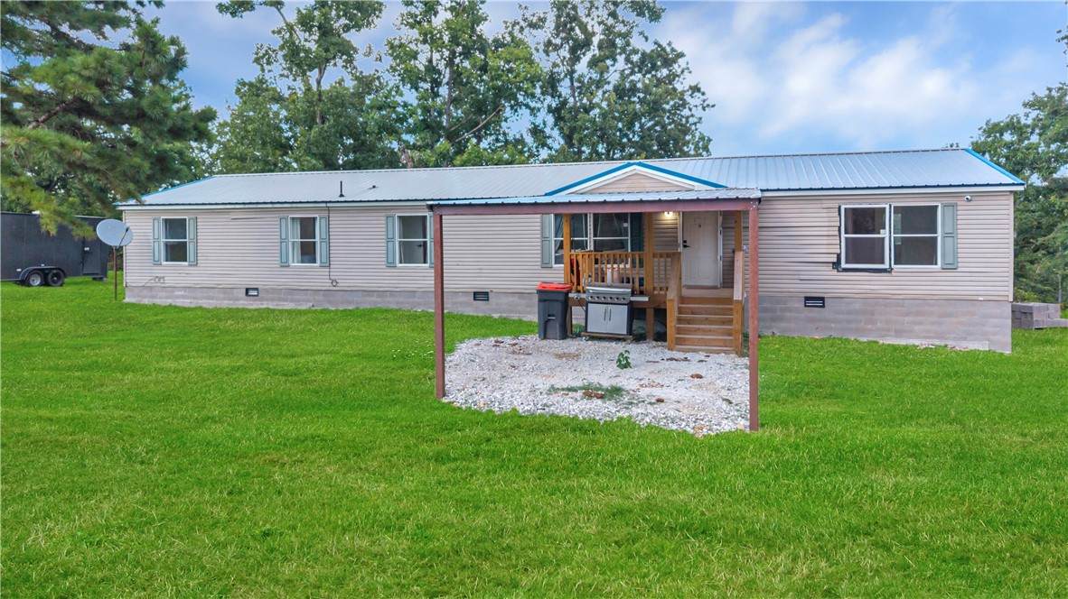 22058 Hwy 12 - Photo 1