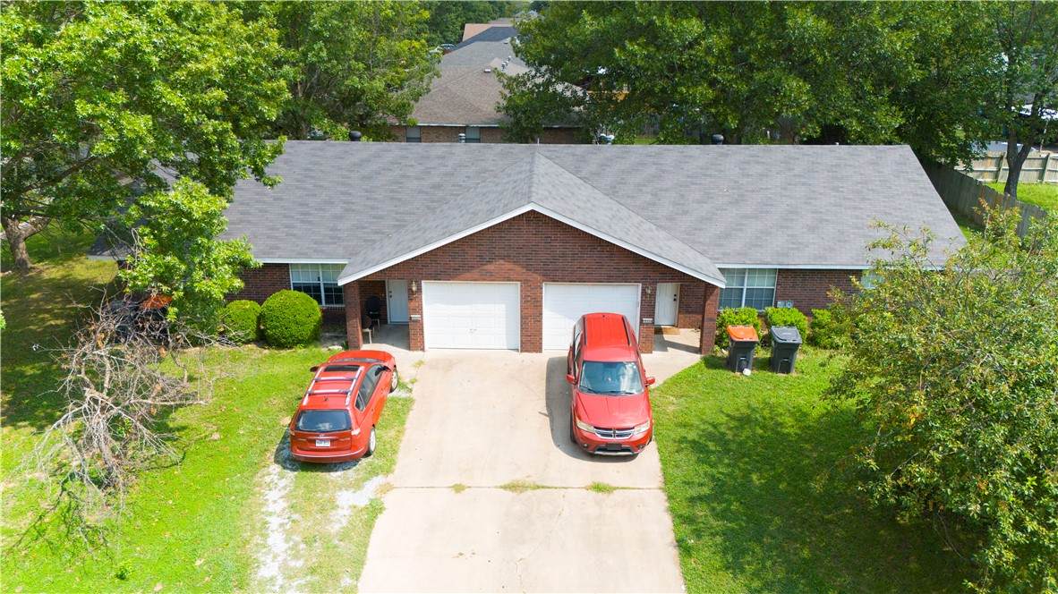 1533 Shannon Street - Photo 1