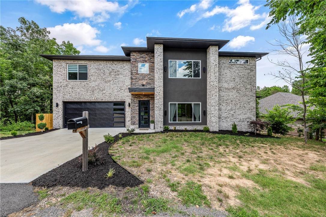 3 Reba Lane - Photo 1