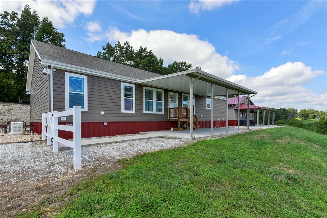 21018 Farm Road 2260 - Photo 1