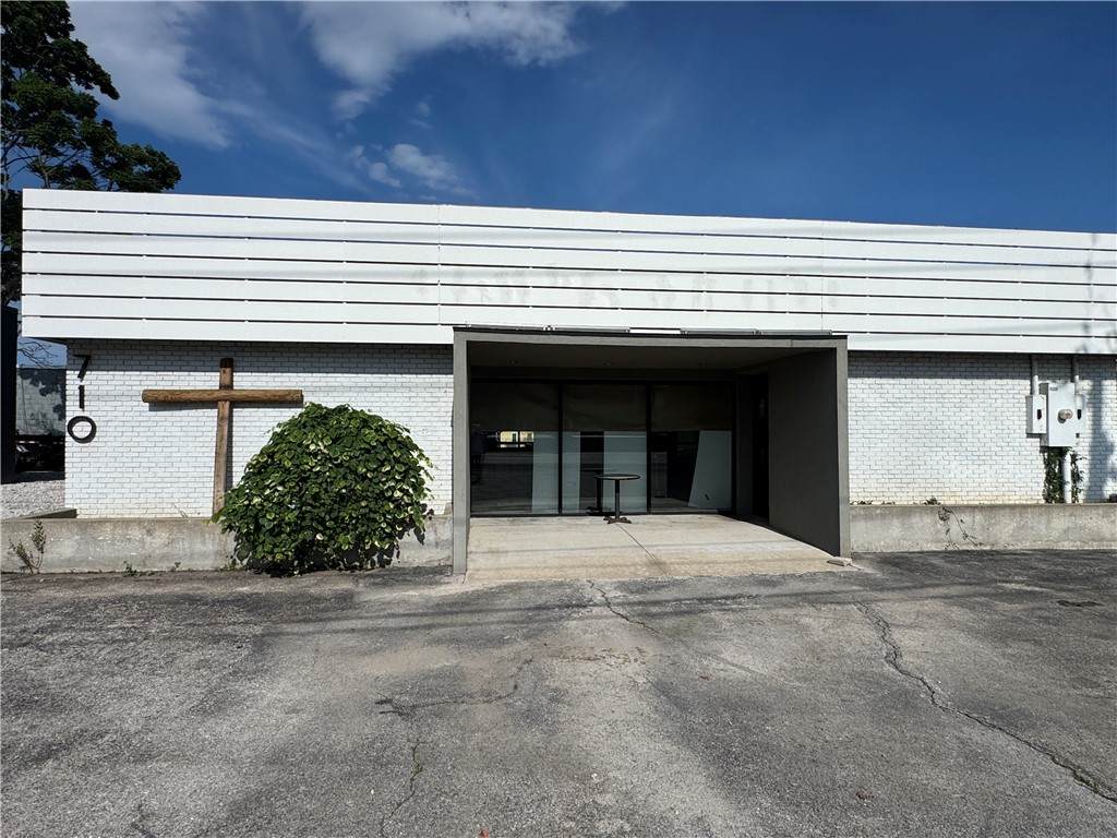 710 2nd Street - Photo 1