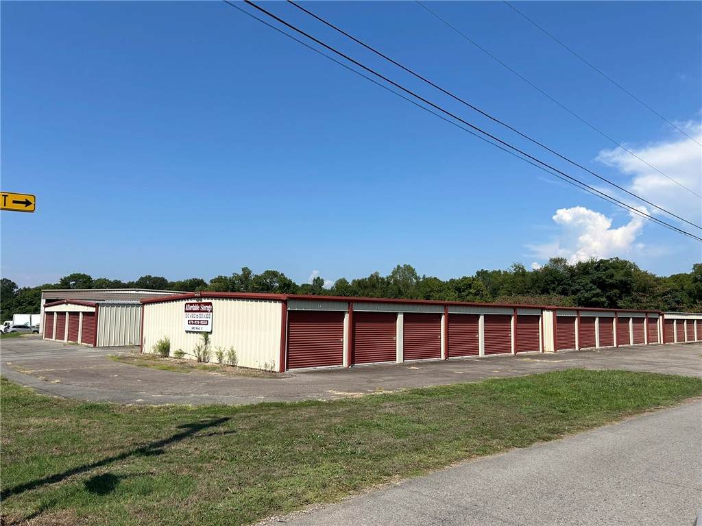 1002 C Street - Photo 1