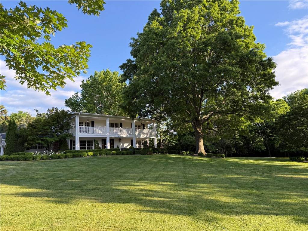 1417 Elmwood Drive - Photo 1