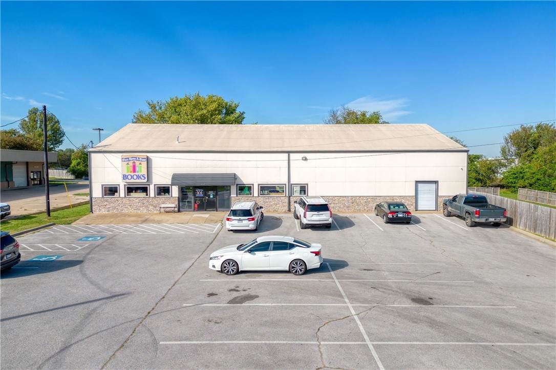 462 Henri De Tonti Boulevard - Photo 1