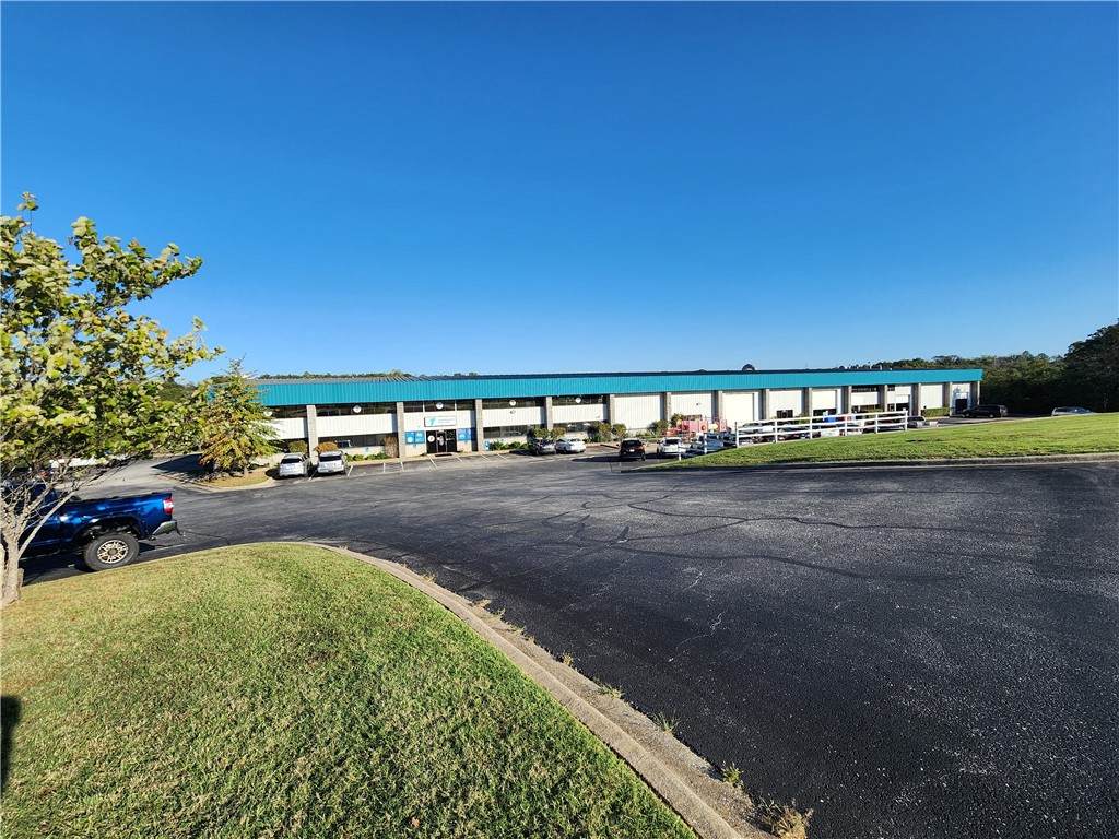 175 Industrial Park Drive - Photo 1