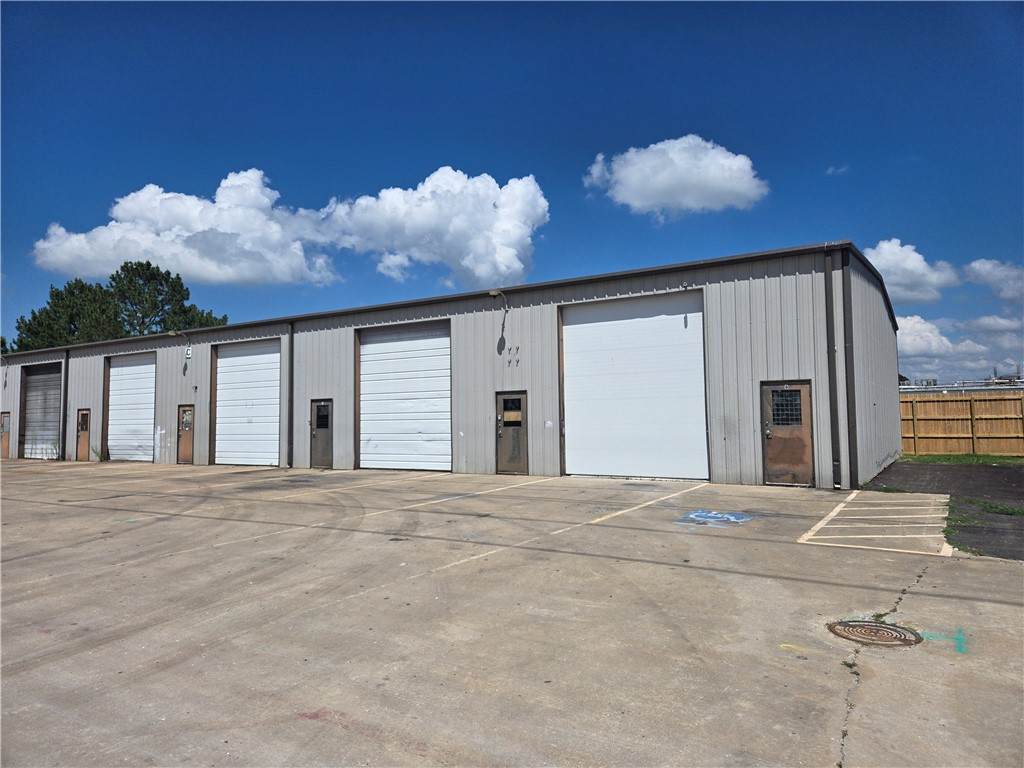 1711 Ford Avenue - Photo 1