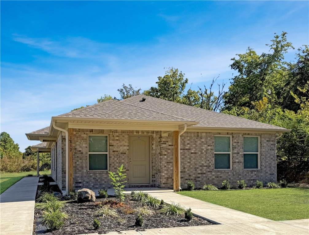 1813 12th Street - Photo 1