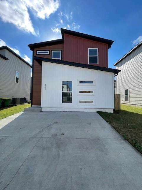 861 Massachusetts Avenue - Photo 1