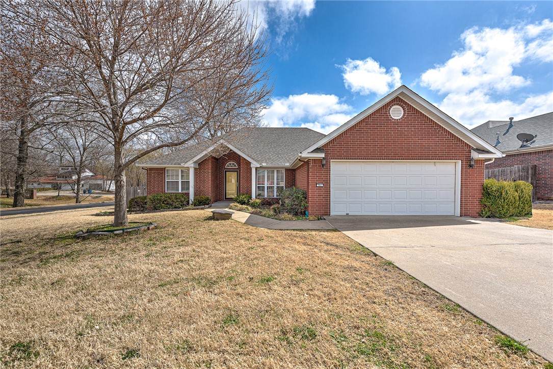 701 Maidstone Avenue - Photo 1