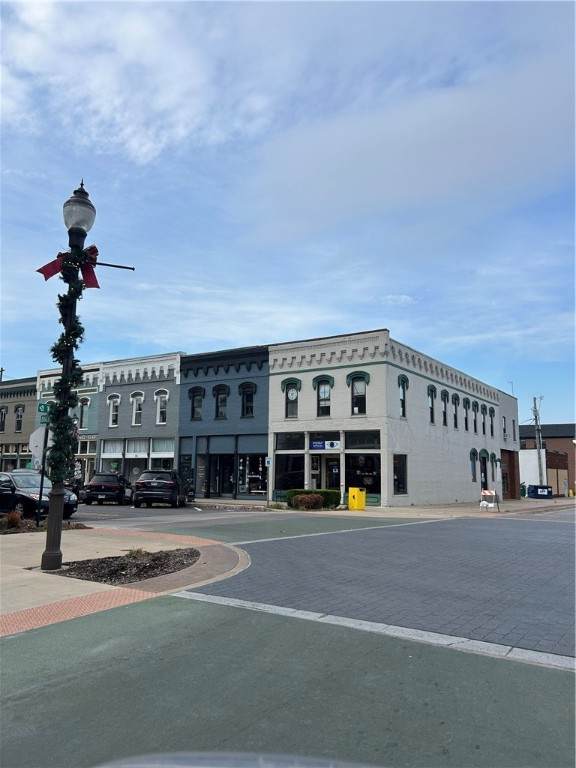 101 Walnut Street - Photo 1