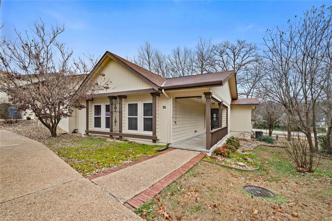 30 Melinda Lane - Photo 1