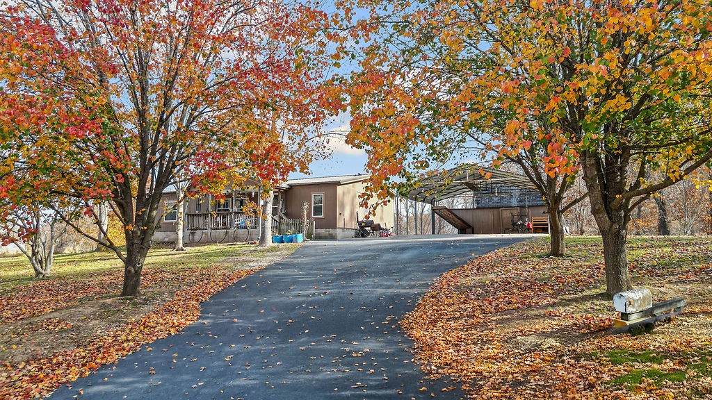 12986 Douglas Lane - Photo 1