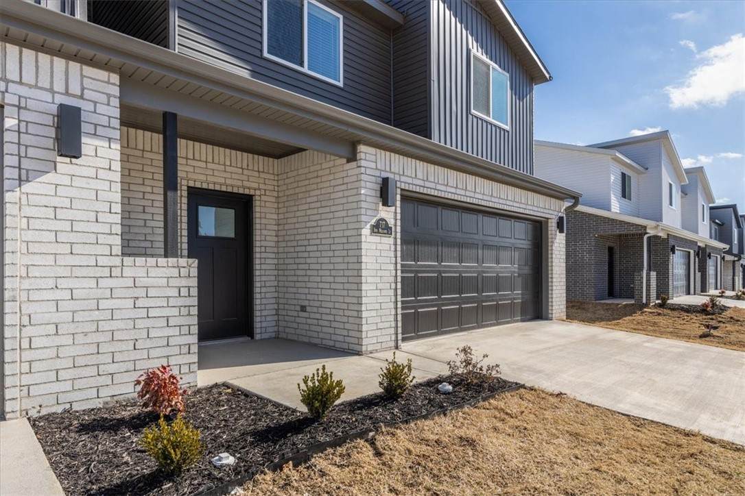 717 Sun Meadows Loop - Photo 1