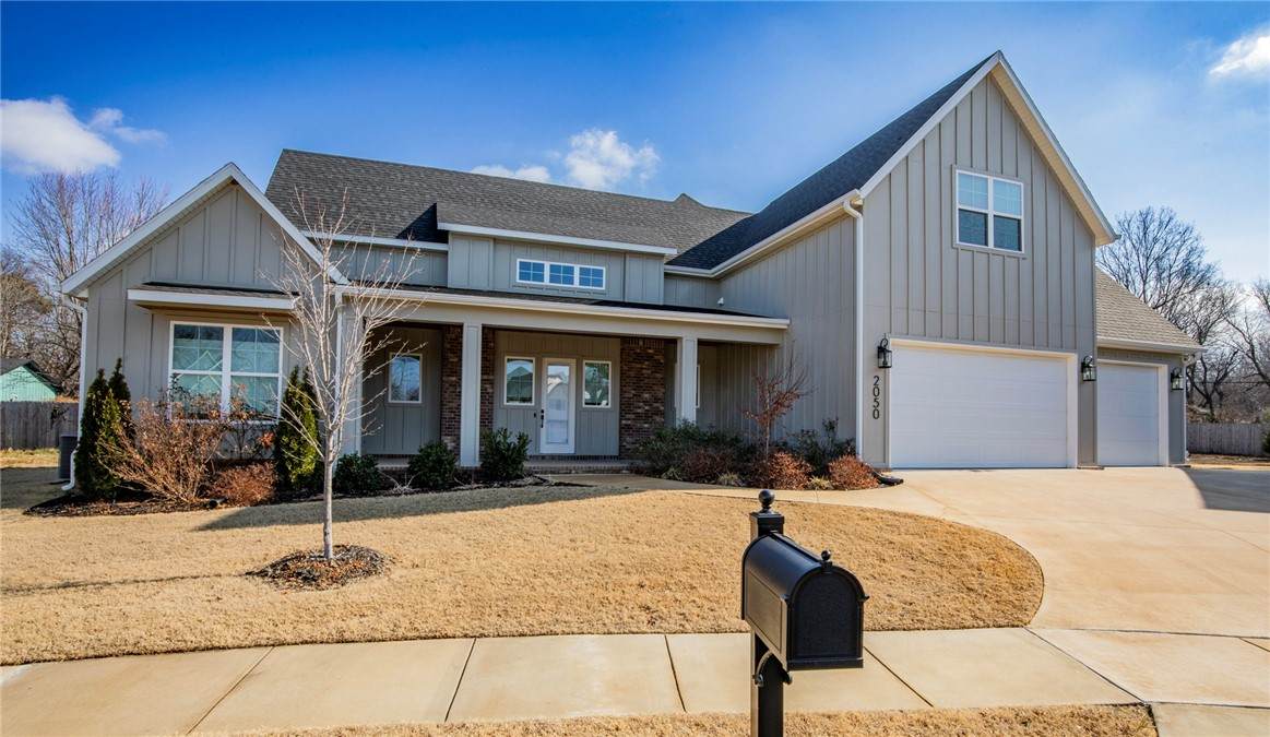2050 Dutton Place - Photo 1