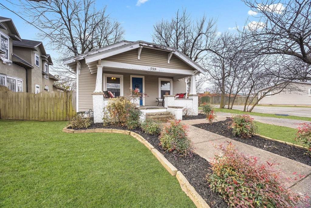 709 Meadow Avenue - Photo 1