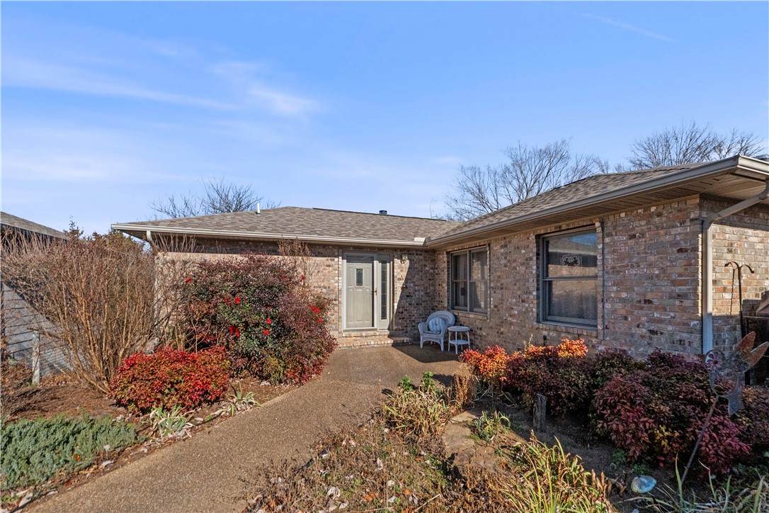 9C Clover Lane - Photo 1