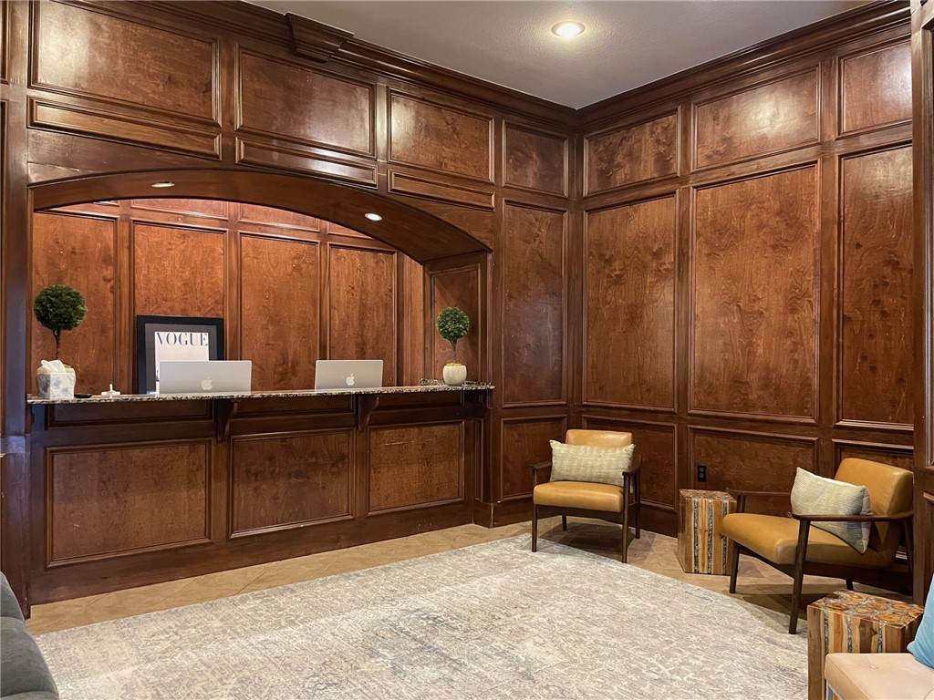 2552 Joyce Boulevard - Photo 1