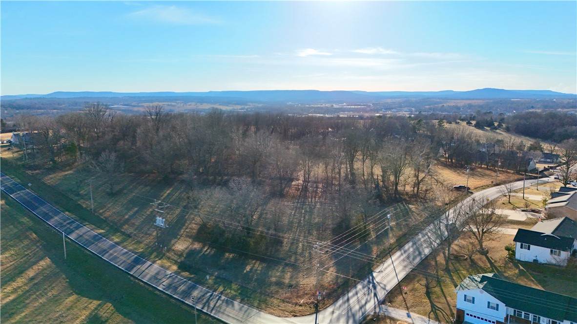 1424 Cottonwood Road - Photo 1