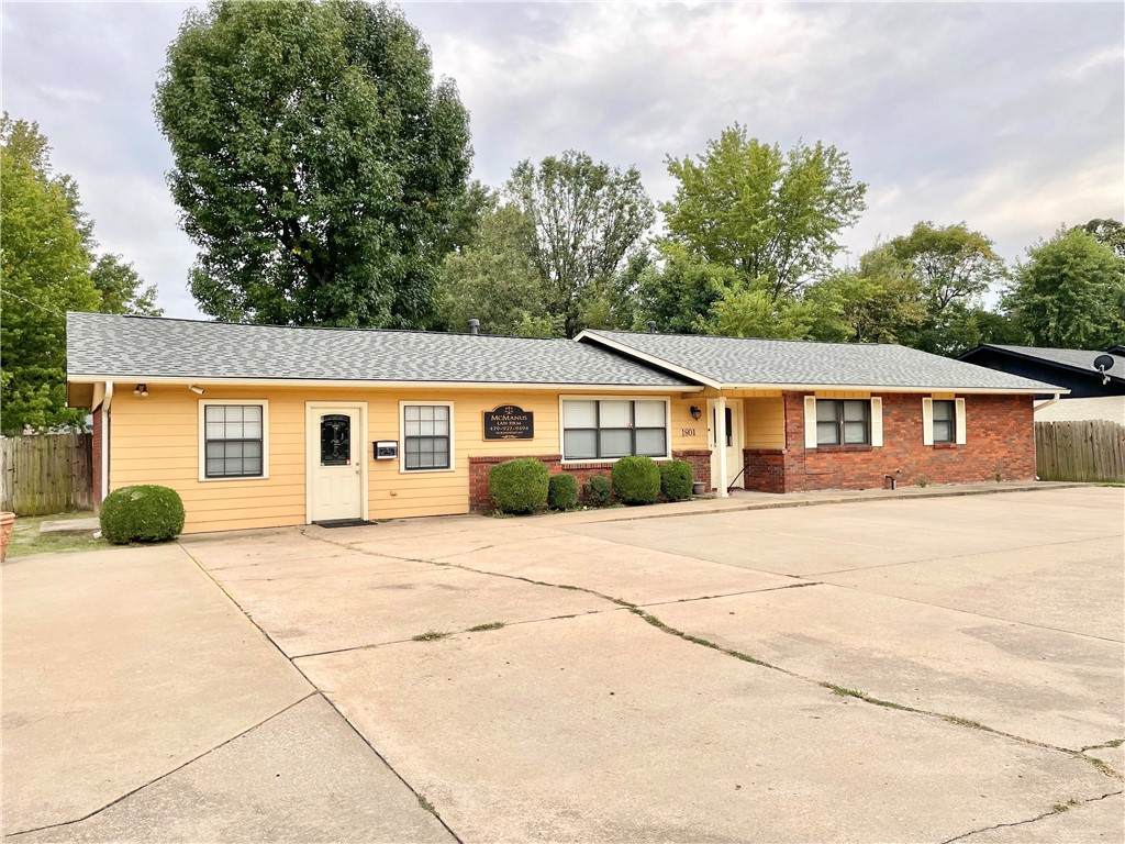 1801 Huntsville Avenue - Photo 1