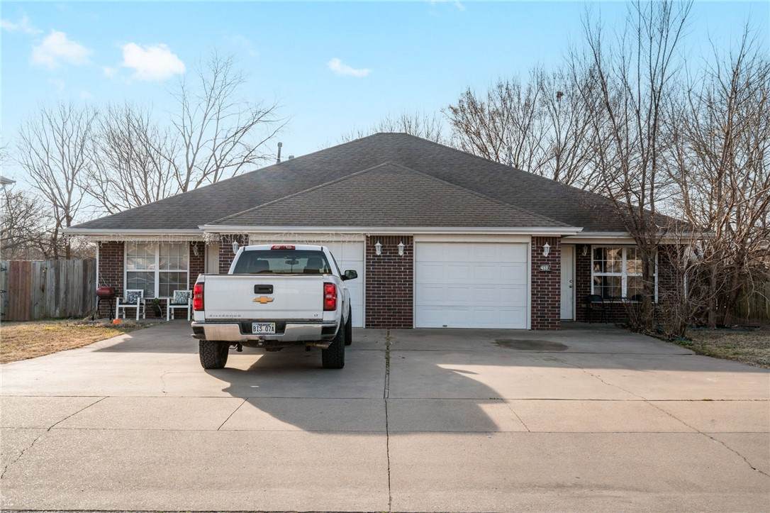 2690 Ponchartrain Street - Photo 1