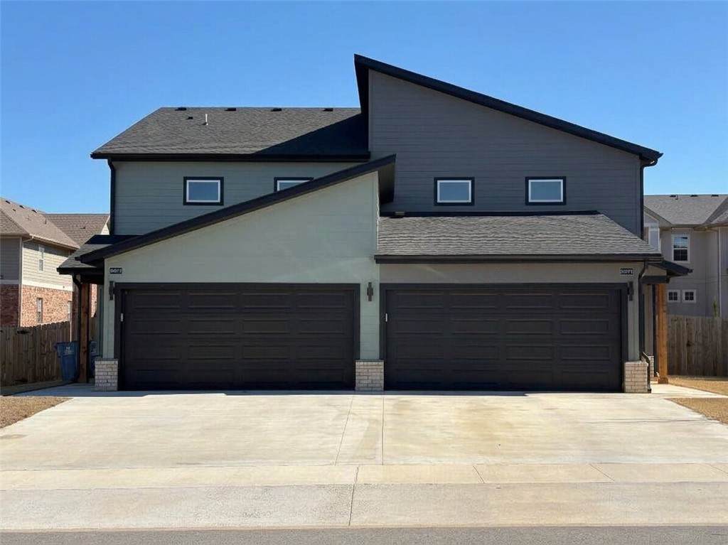 2607 Lofoten Street - Photo 1