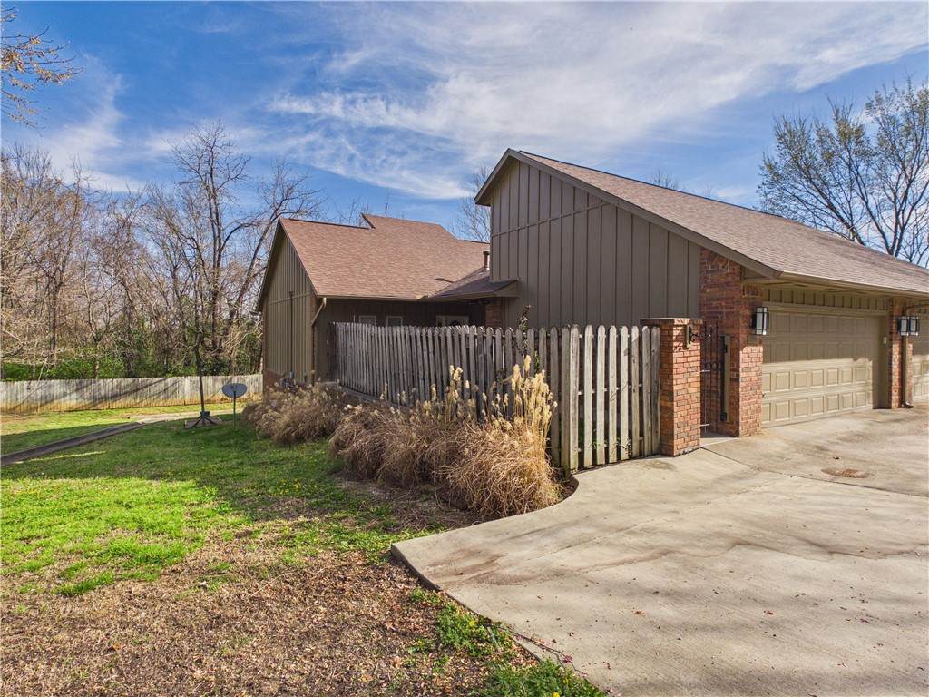 78 Sycamore Street - Photo 1
